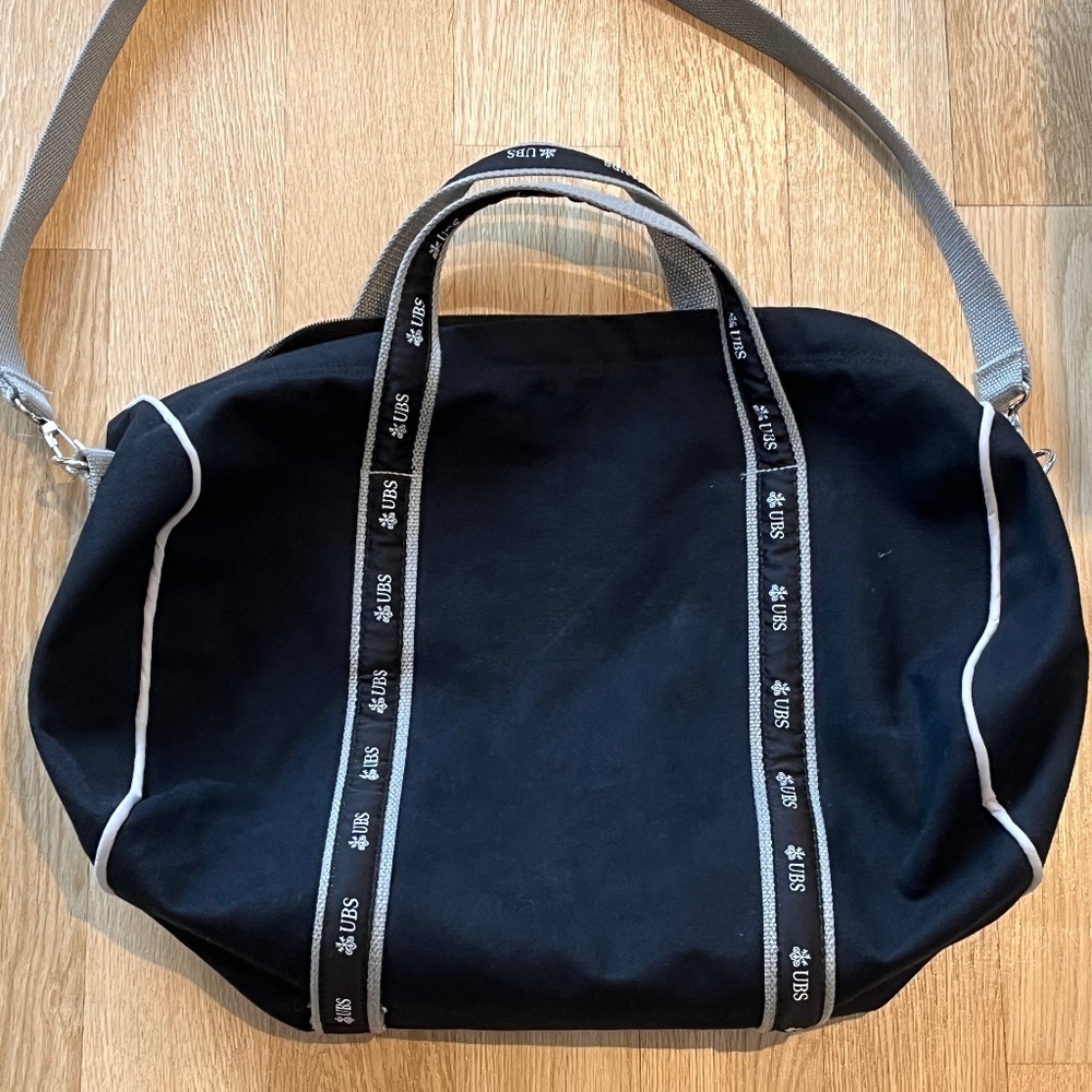 UBS Branded Scarborough & Tweed Canvas Duffle Bag 17" [Great Condition]